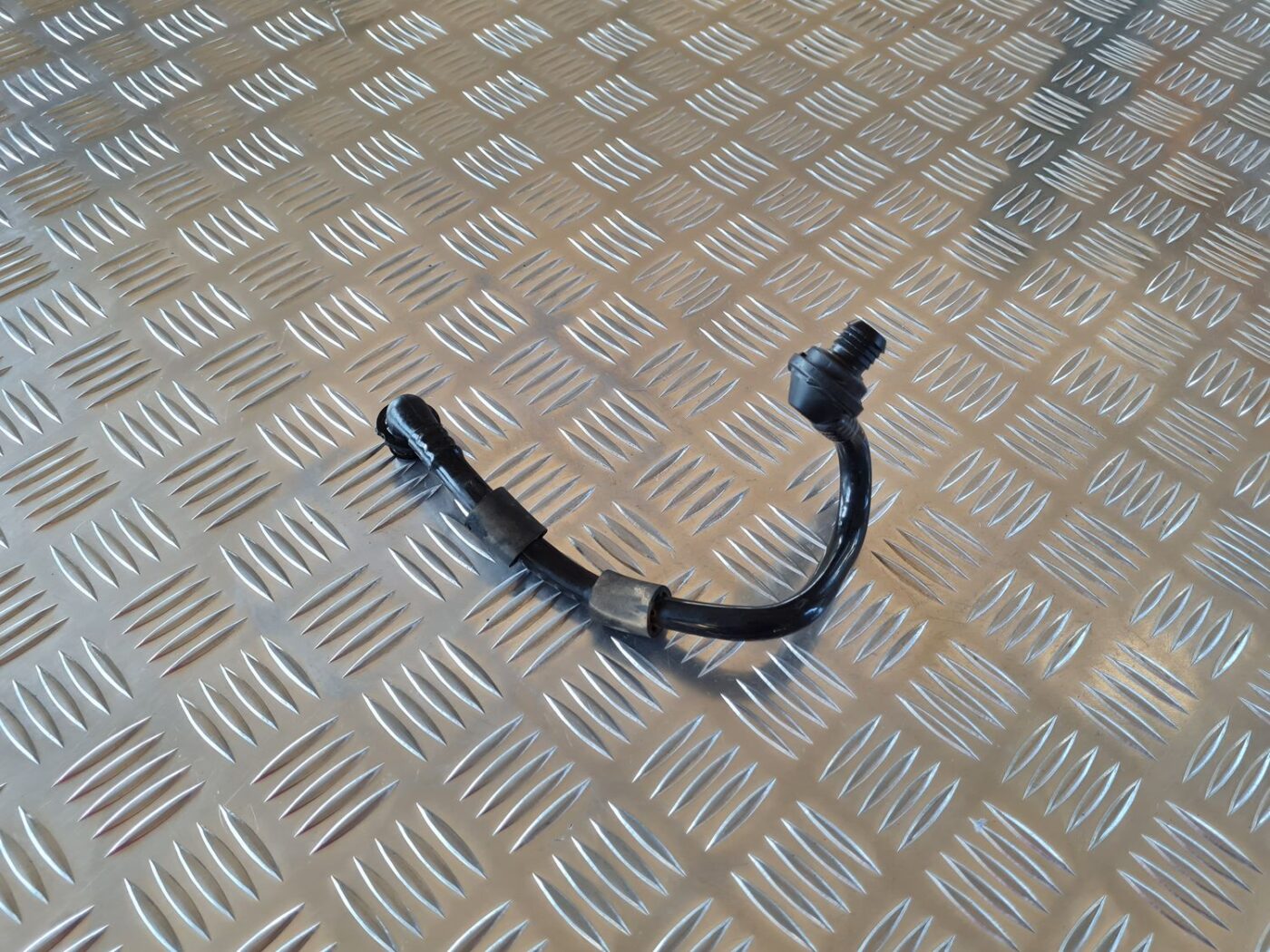 Vakuuma bremžu pastiprinātāja caurule priekš AUDI A6 2008 1 Vakuuma bremžu pastiprinātāja caurule priekš AUDI A6 2008