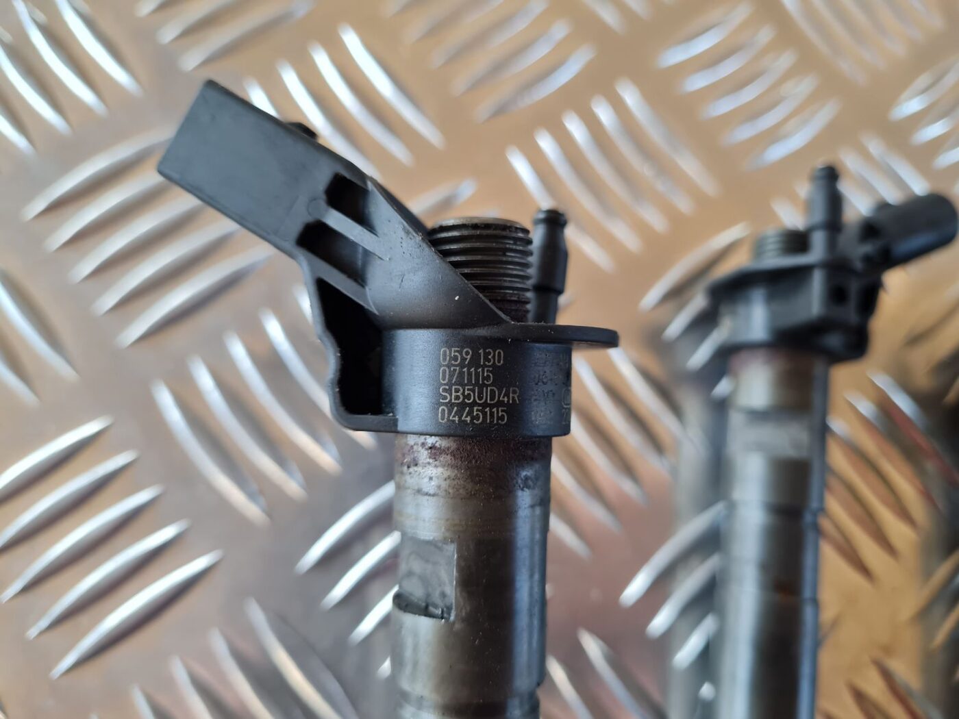 Degvielas smidzinātājs priekš AUDI A6 AVANT 2006 S-LINE 5 Degvielas smidzinātājs priekš AUDI A6 AVANT 2006 S-LINE