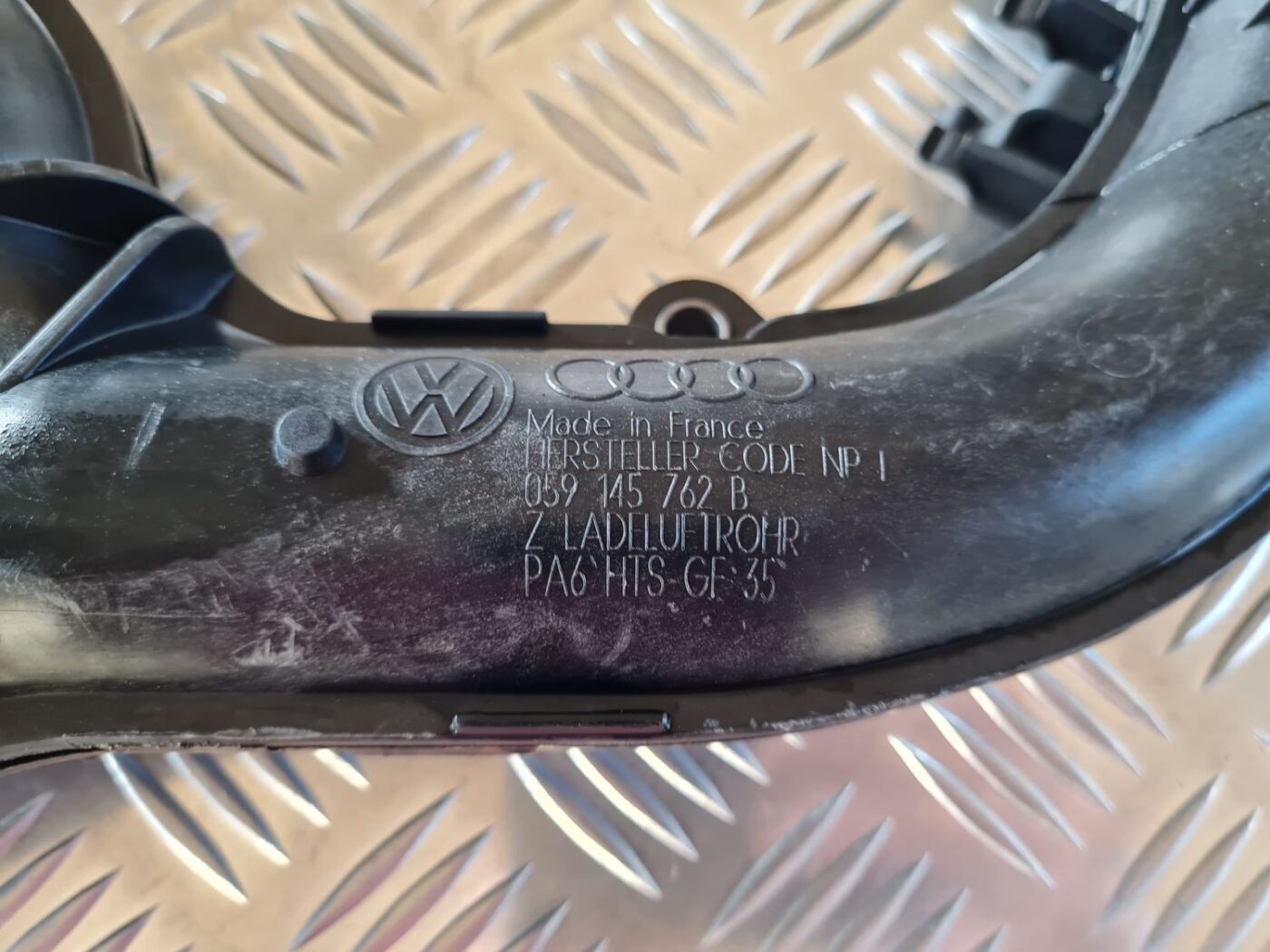 Ieplūdes kolektors priekš AUDI A6 2008 6 Ieplūdes kolektors priekš AUDI A6 2008