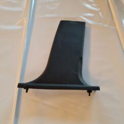 Vidējas salona statnes apdare priekš AUDI A6 2008