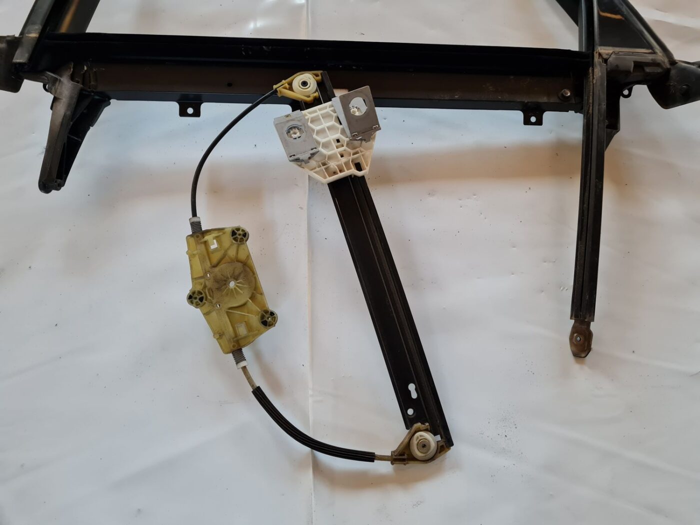 Durvju rāmis priekš AUDI A6 2008 2 Durvju rāmis priekš AUDI A6 2008