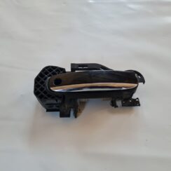 Priekšējāis kreisais durvju rokturis priekš AUDI A6 2008