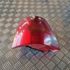 Aizmugurējais kreisais lukturis priekš VW GOLF IV 1999