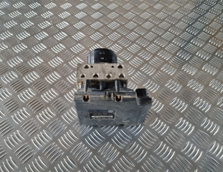 ABS bloks priekš VW GOLF IV 1999
