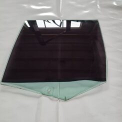 Aizmugurējo labo durvju stikls priekš VW GOLF IV 1999