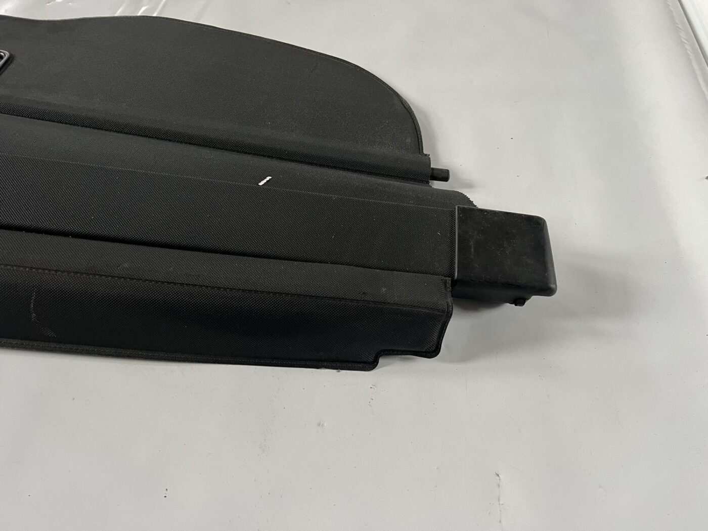 Bagāžnieka žalūzija priekš AUDI A4 2000 AVANT 4 Bagāžnieka žalūzija priekš AUDI A4 2000 AVANT