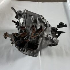 Mehāniska pārnesumkārba priekš TOYOTA AVENSIS 2007