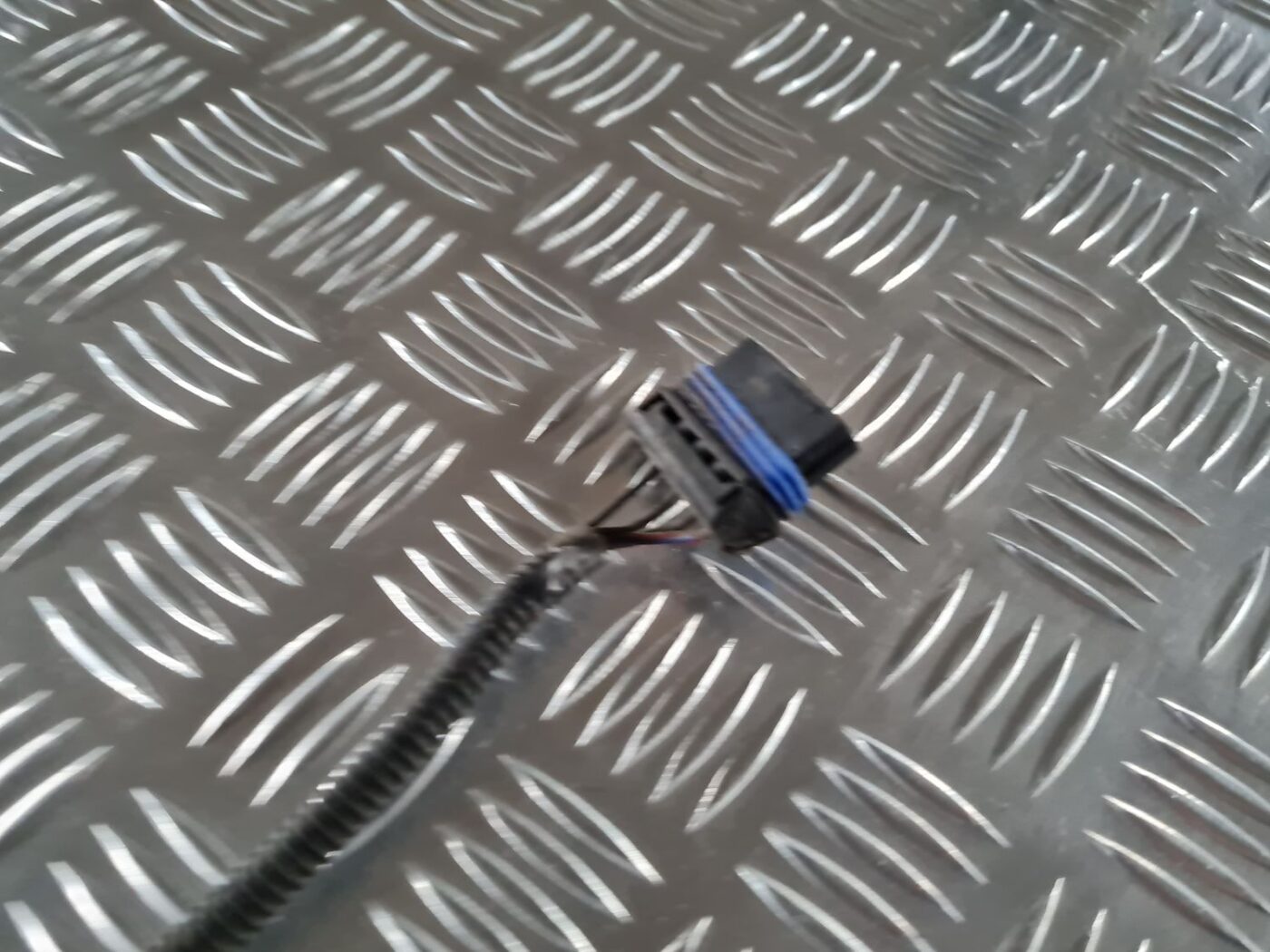 Degvielas sūkņa vads priekš OPEL MERIVA 2004 2 Degvielas sūkņa vads priekš OPEL MERIVA 2004