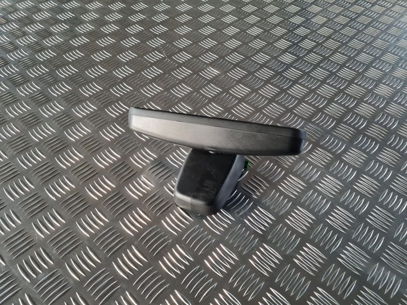 Salona atpakaļskata spogulis priekš VOLVO S80 2007 Black 2 Salona atpakaļskata spogulis priekš VOLVO S80 2007 Black