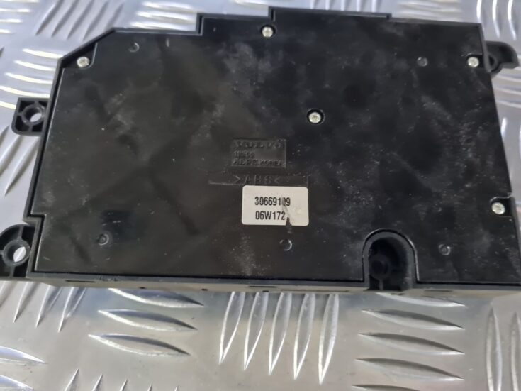 Sēdekļa regulēšanas poga priekš VOLVO S80 2007 Black