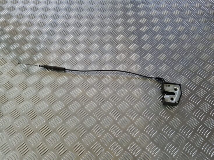 Aizmugurējā sēdekļa slēdzene priekš VOLVO S80 2007 Black