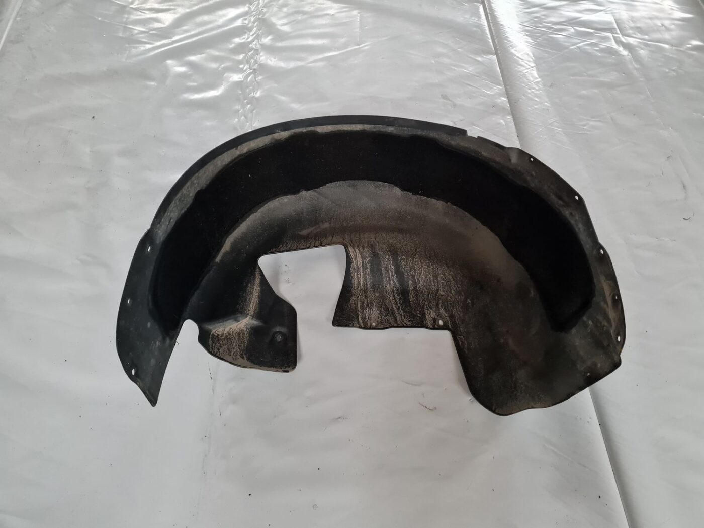 Aizmugurējais kreisais paspārns priekš VOLVO S80 2007 Black 1 Aizmugurējais kreisais paspārns priekš VOLVO S80 2007 Black