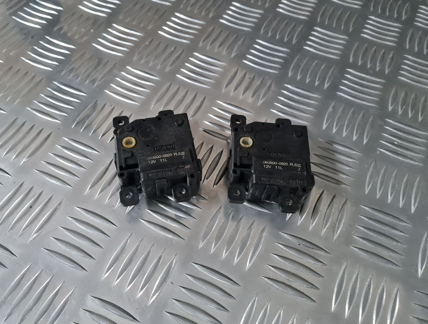 Apsildes sistēmas aktuators priekš TOYOTA AVENSIS 2010 1 Apsildes sistēmas aktuators priekš TOYOTA AVENSIS 2010