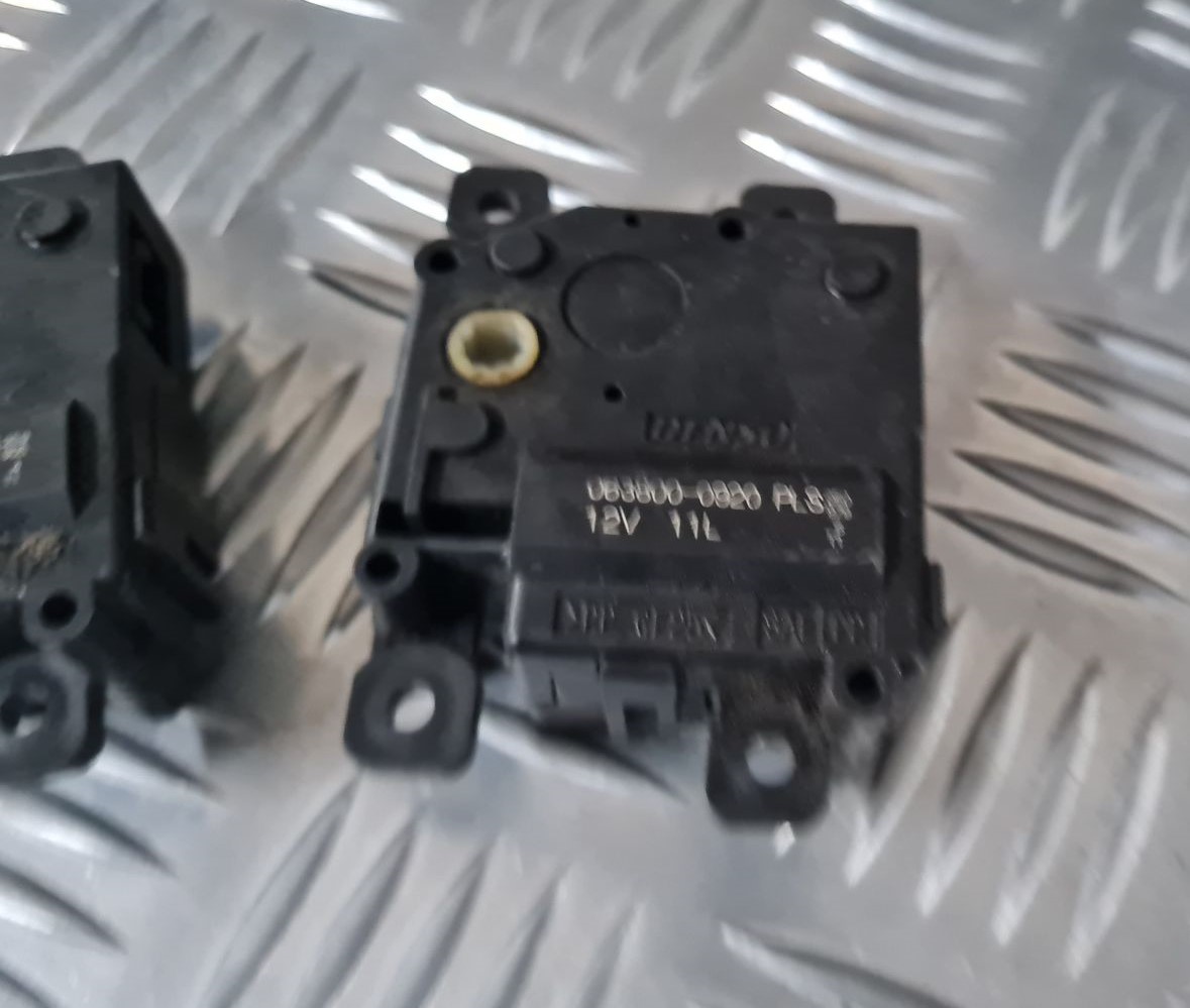 Apsildes sistēmas aktuators priekš TOYOTA AVENSIS 2010 2 Apsildes sistēmas aktuators priekš TOYOTA AVENSIS 2010