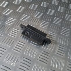 Bagažnieka vāka rokturis priekš TOYOTA AVENSIS 2010