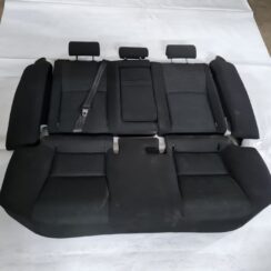Aizmugurējais sēdeklis priekš TOYOTA AVENSIS 2010