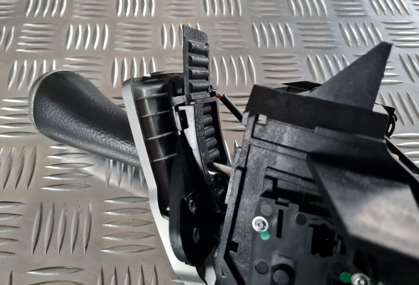 Ātrumu pārslēgšanas slēdzis priekš CITROEN C8 2005 5 Ātrumu pārslēgšanas slēdzis priekš CITROEN C8 2005