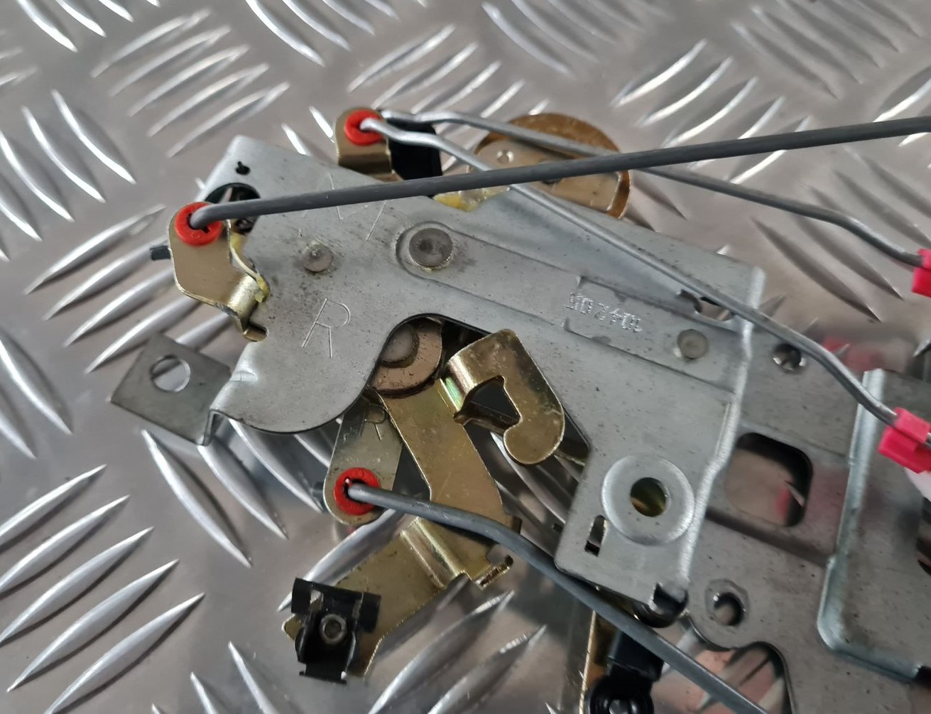 Bīdāmo durvju mehānisms priekš CITROEN C8 2005 2 Bīdāmo durvju mehānisms priekš CITROEN C8 2005