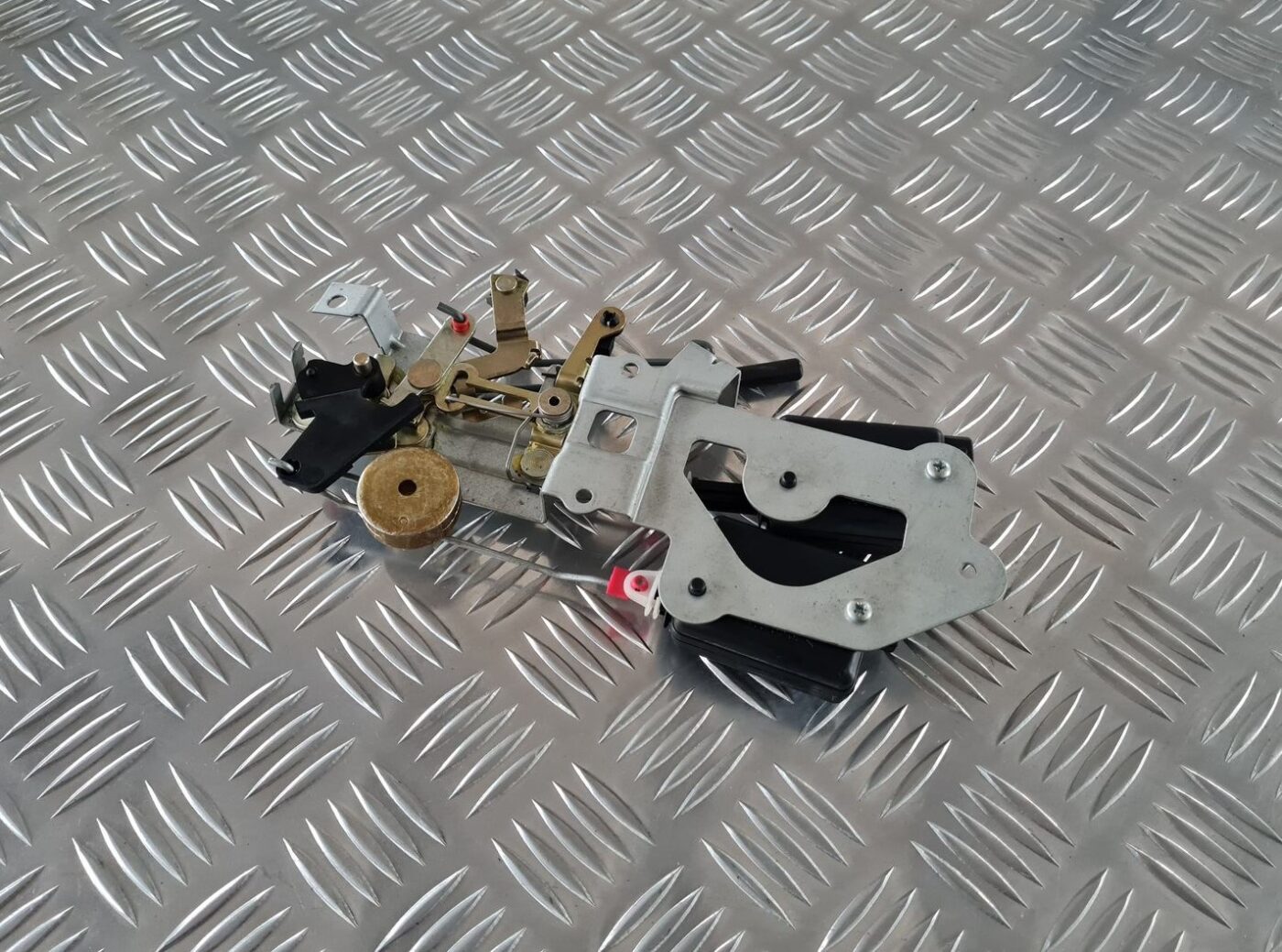 Bīdāmo durvju mehānisms priekš CITROEN C8 2005 3 Bīdāmo durvju mehānisms priekš CITROEN C8 2005