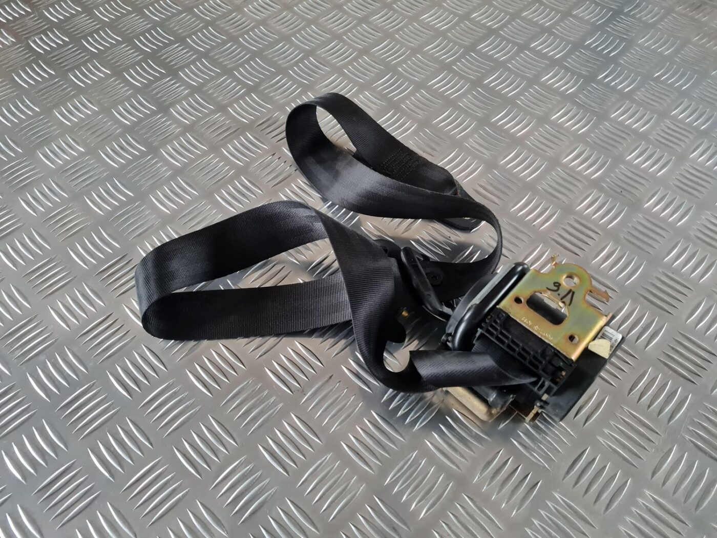 Aizmugurējā kreisa drošības josta priekš CITROEN C8 2005 1 Aizmugurējā kreisa drošības josta priekš CITROEN C8 2005