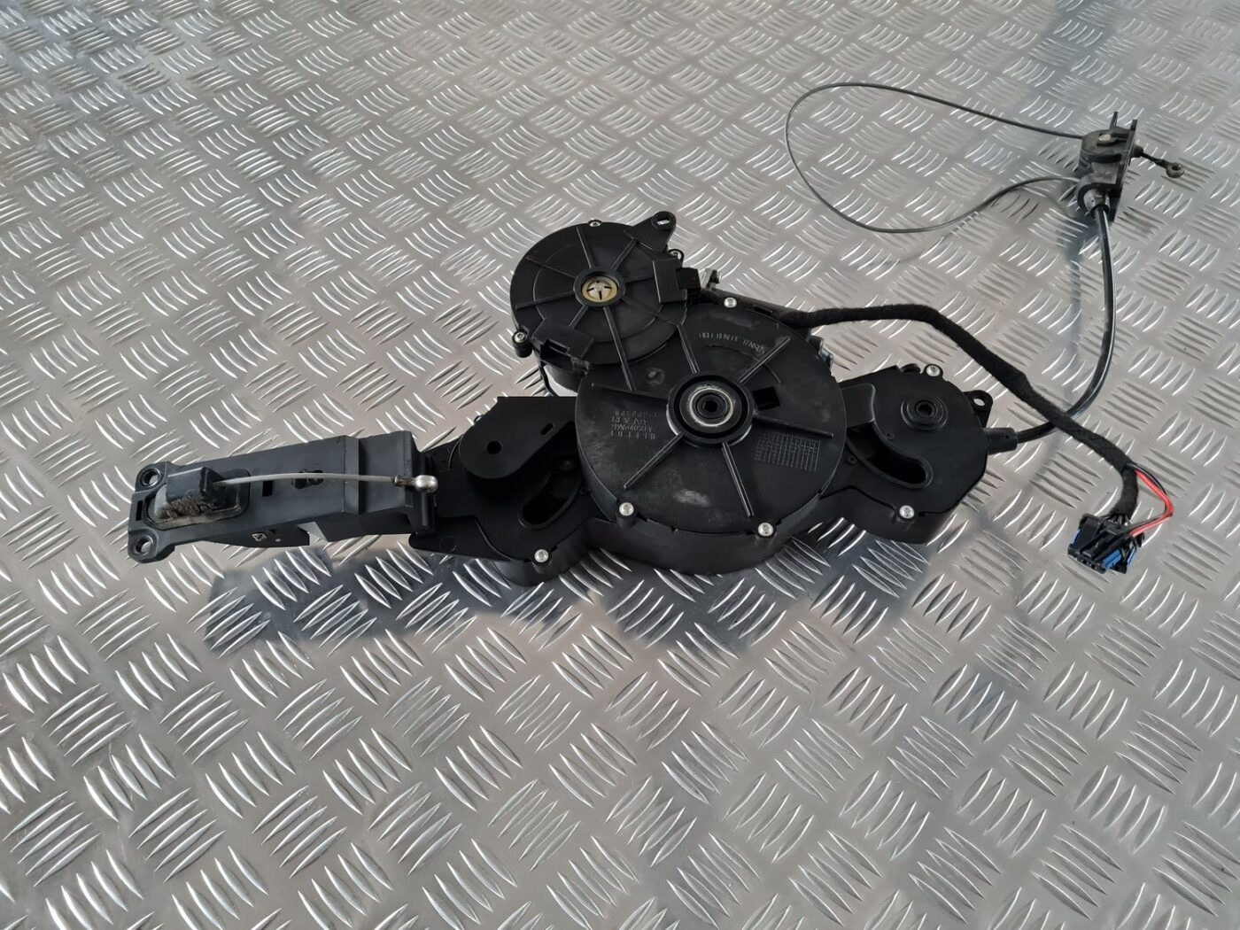 Bīdāmo durvju mehānisms priekš CITROEN C8 2005 6 Bīdāmo durvju mehānisms priekš CITROEN C8 2005