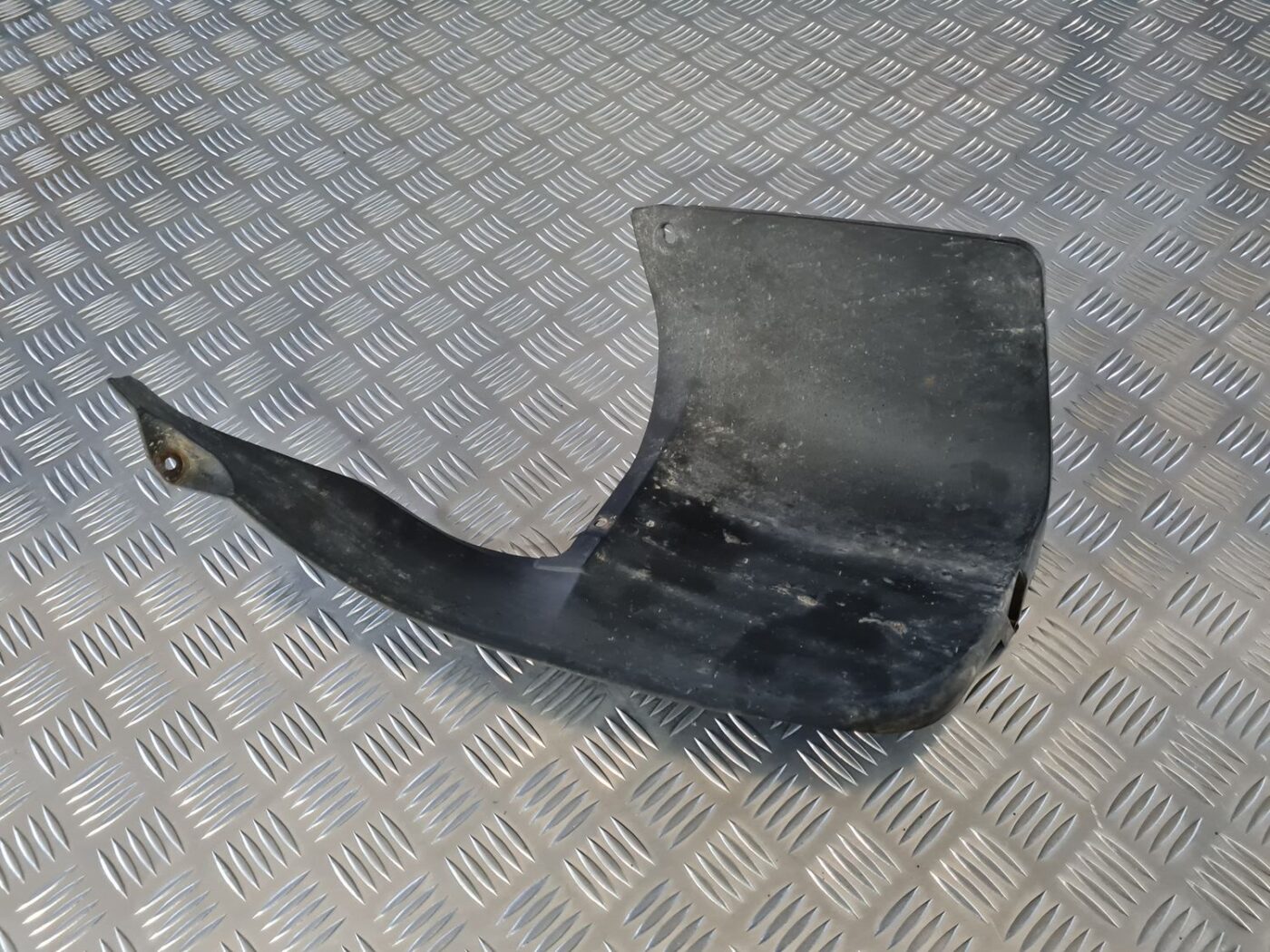 Aizmugurējais labais paspārns priekš CITROEN C8 2005 3 Aizmugurējais labais paspārns priekš CITROEN C8 2005