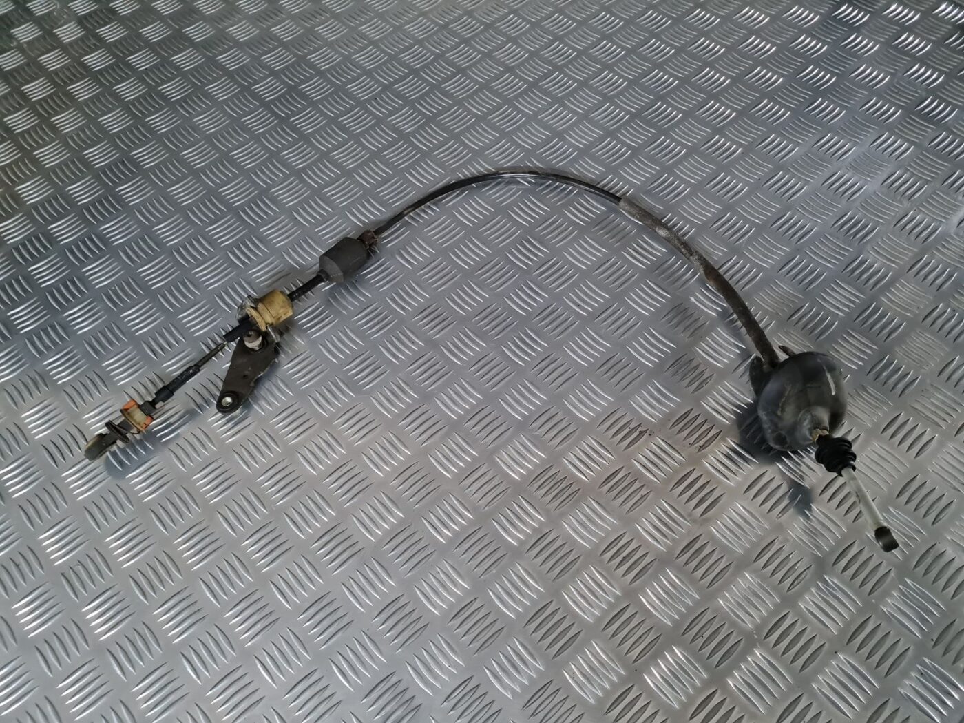 Pārnesumu pārslēgšanas mehānisma troses priekš CITROEN C8 2005 1 Pārnesumu pārslēgšanas mehānisma troses priekš CITROEN C8 2005