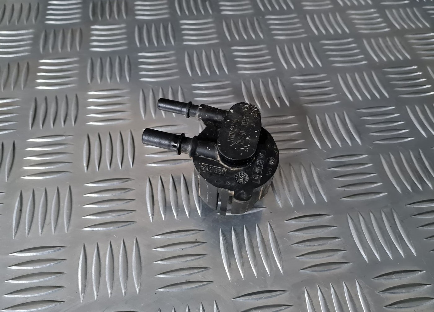 Degvielas tvertnes ventilācijas vārsts priekš CITROEN C8 2005 4 Degvielas tvertnes ventilācijas vārsts priekš CITROEN C8 2005