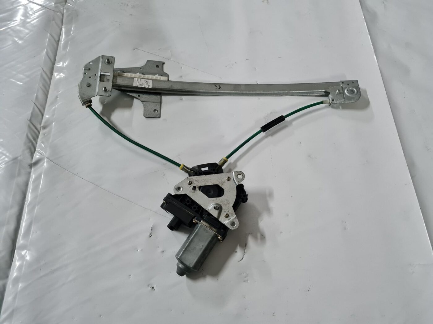 Stikla pacelšanas mehānisms aizmugurējais kreisais priekš CITROEN C8 2005 1 Stikla pacelšanas mehānisms aizmugurējais kreisais priekš CITROEN C8 2005