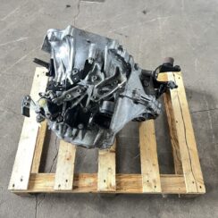 Mehāniska pārnesumkārba priekš TOYOTA AVENSIS 2010