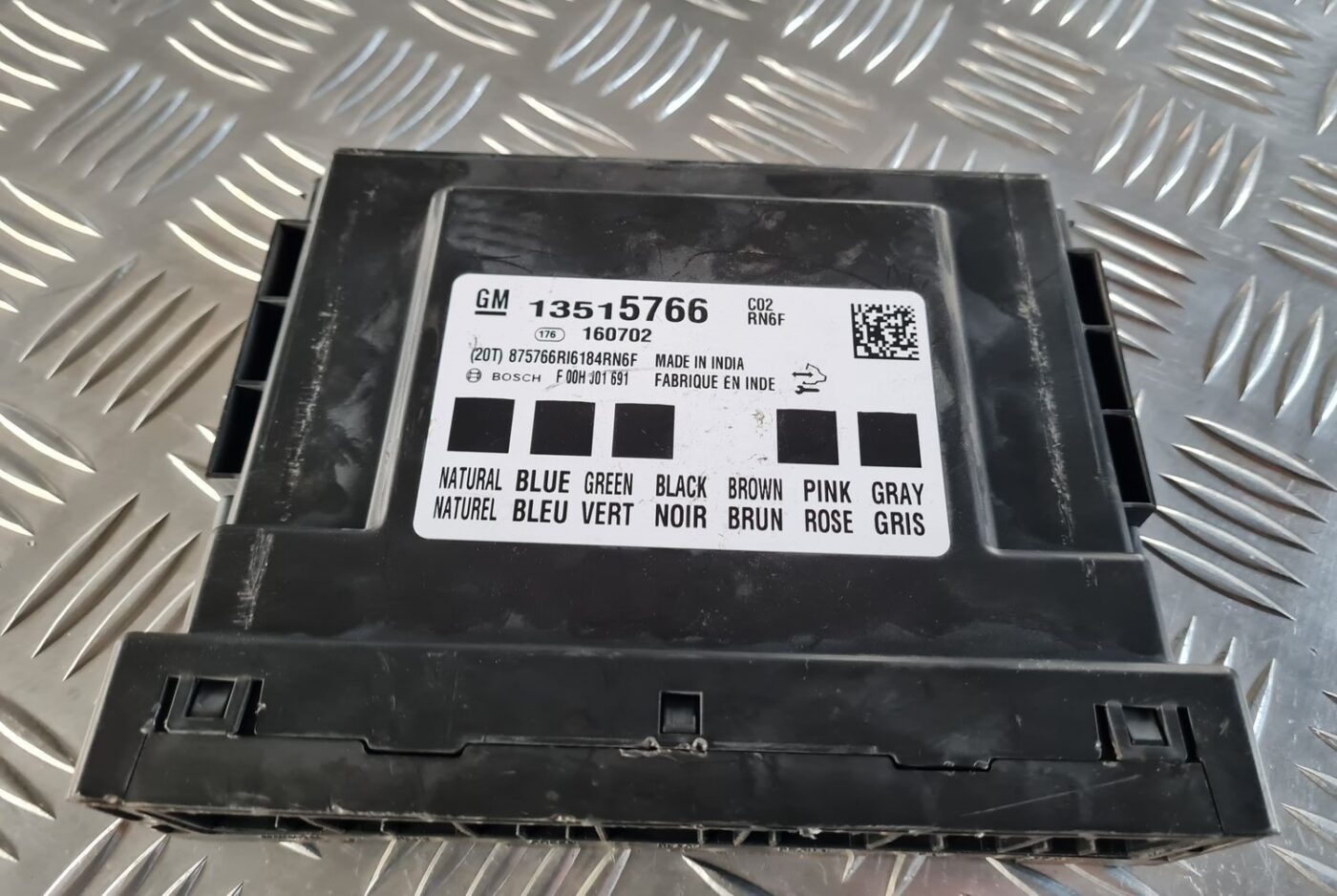 Komforta vadības bloks priekš OPEL INSIGNIA 2016 2 Komforta vadības bloks priekš OPEL INSIGNIA 2016