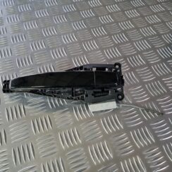 Aizmugurējāis labais durvju rokturis priekš OPEL INSIGNIA 2016