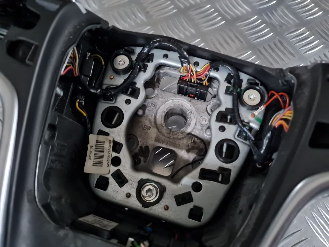 Stūre priekš OPEL INSIGNIA 2016 2 Stūre priekš OPEL INSIGNIA 2016