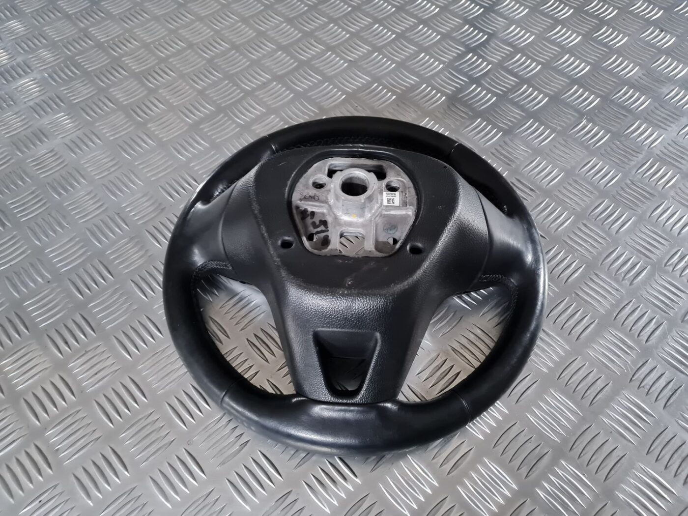 Stūre priekš OPEL INSIGNIA 2016 3 Stūre priekš OPEL INSIGNIA 2016