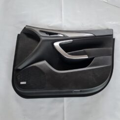 Priekšējo labo durvju apdare priekš OPEL INSIGNIA 2016