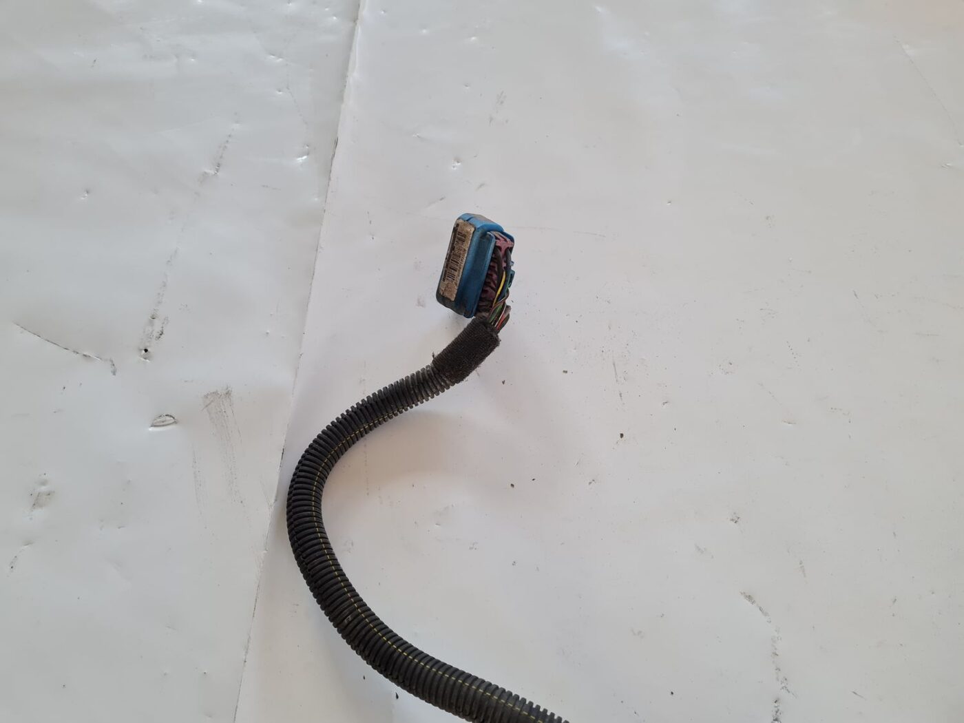 Degvielas sūkņa vads priekš OPEL INSIGNIA 2016 4 Degvielas sūkņa vads priekš OPEL INSIGNIA 2016