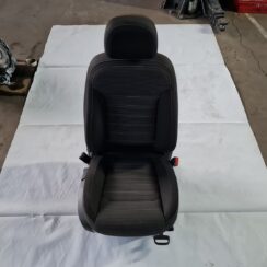 Priekšējais labais sēdeklis priekš OPEL INSIGNIA 2016