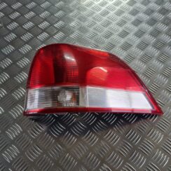 Aizmugurējais labais lukturis priekš OPEL VECTRA C 2008