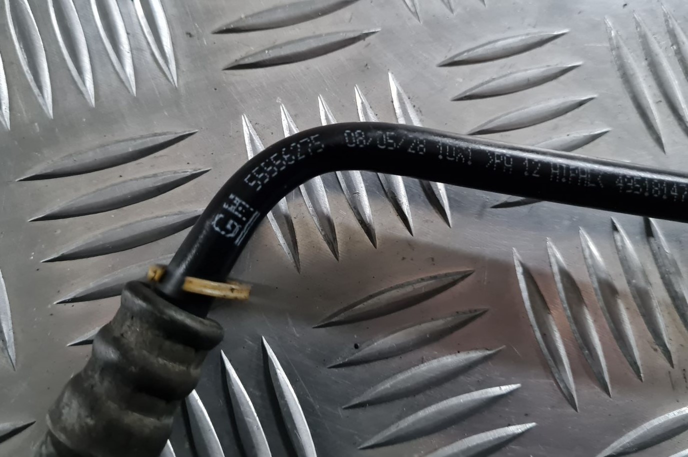 Degvielas caurule priekš OPEL VECTRA C 2008 4 Degvielas caurule priekš OPEL VECTRA C 2008