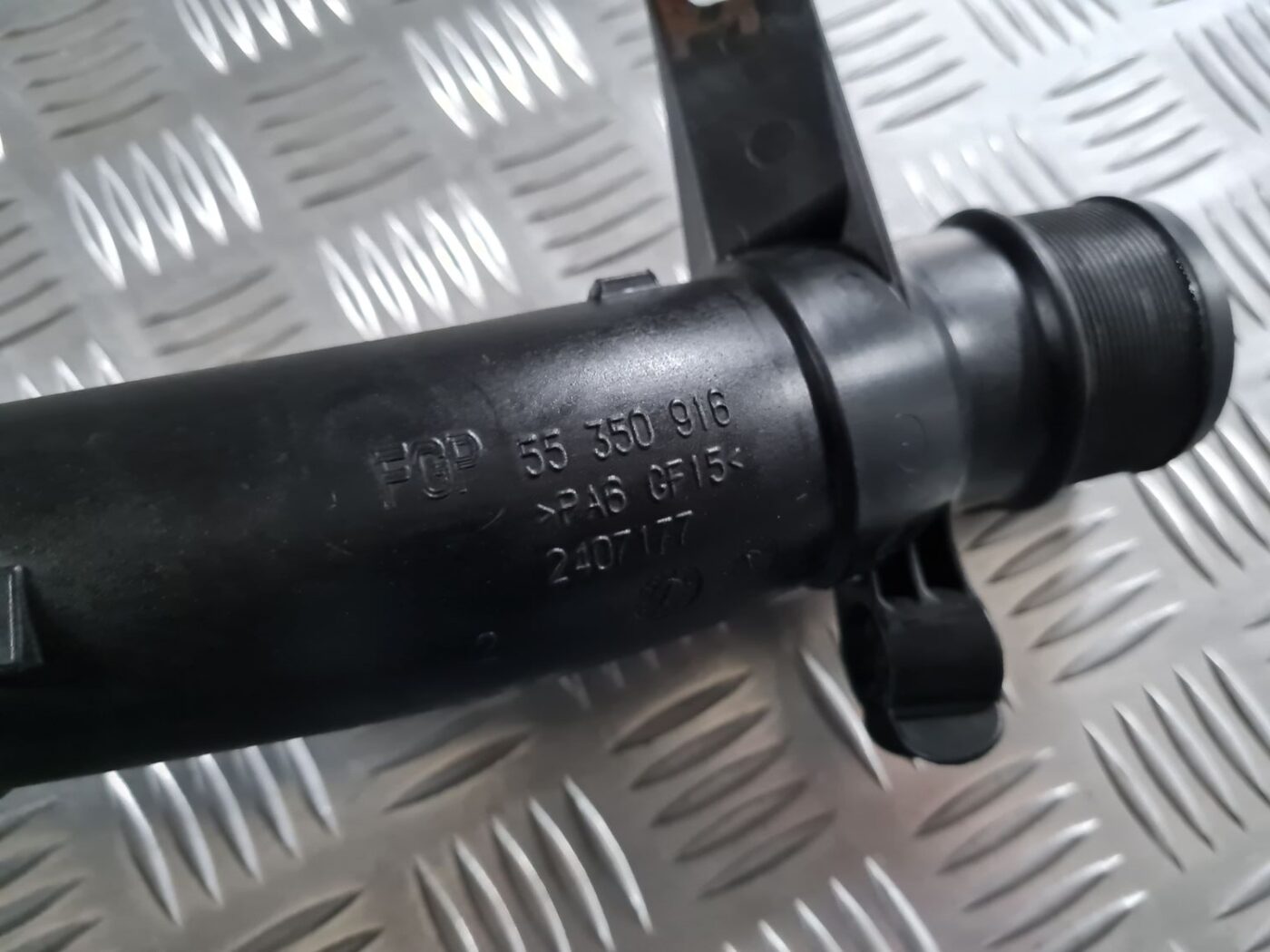 Interkulera caurule priekš OPEL VECTRA C 2008 2 Interkulera caurule priekš OPEL VECTRA C 2008