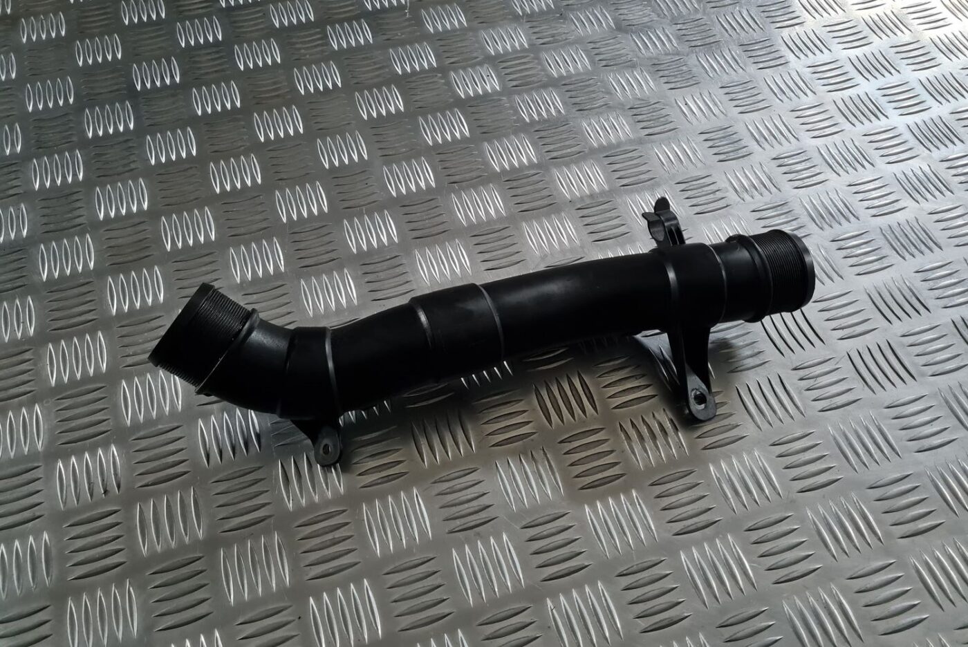 Interkulera caurule priekš OPEL VECTRA C 2008 3 Interkulera caurule priekš OPEL VECTRA C 2008