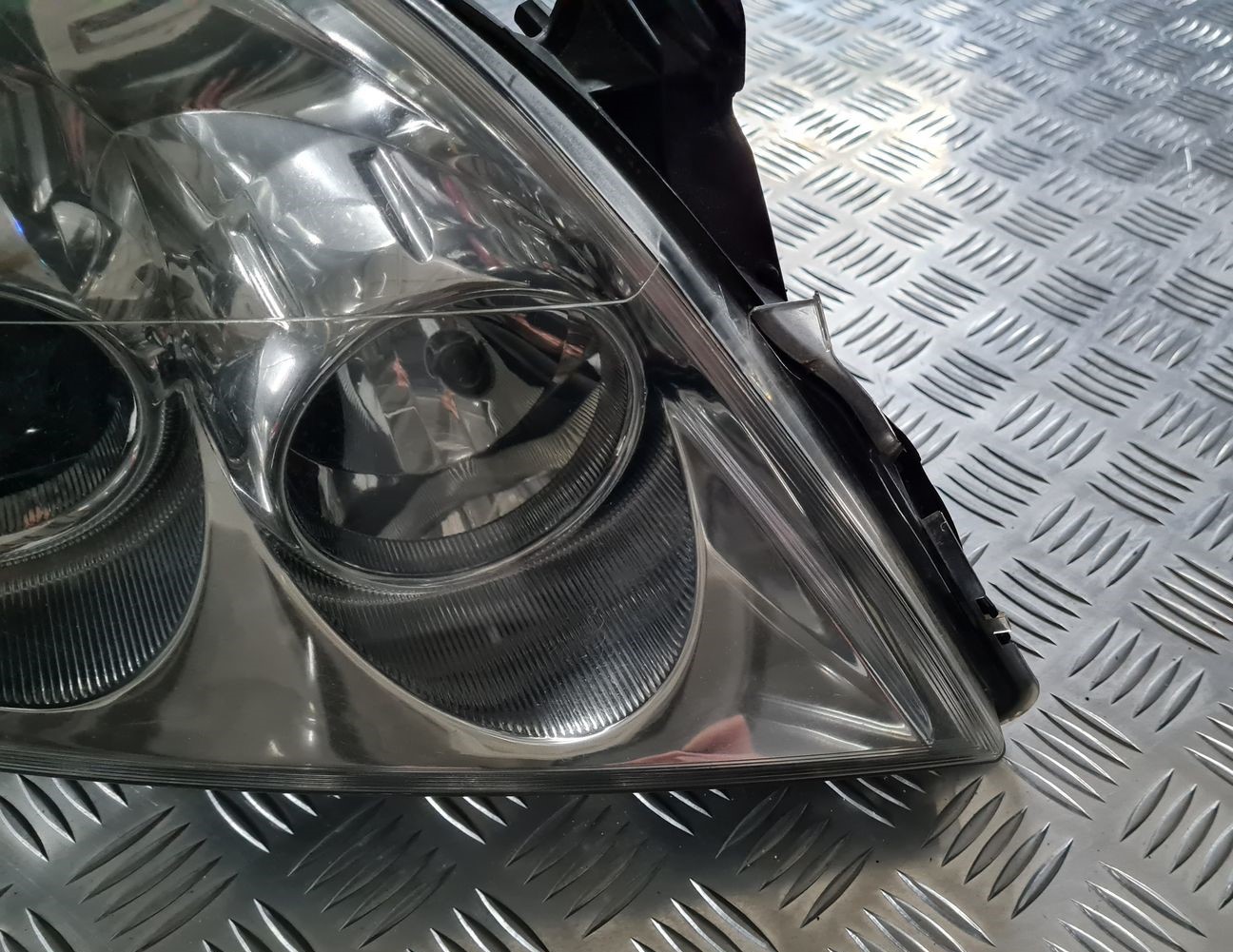 Priekšējais labais lukturis priekš OPEL VECTRA C 2008 2 Priekšējais labais lukturis priekš OPEL VECTRA C 2008