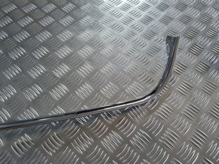 Priekšējā režģa hromēta uzlika priekš OPEL VECTRA C 2008