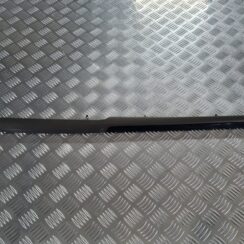 Mērinstrumentu paneļa dekoratīvā uzlika priekš OPEL VECTRA C 2008