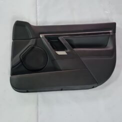 Priekšējo labo durvju apdare priekš OPEL VECTRA C 2008