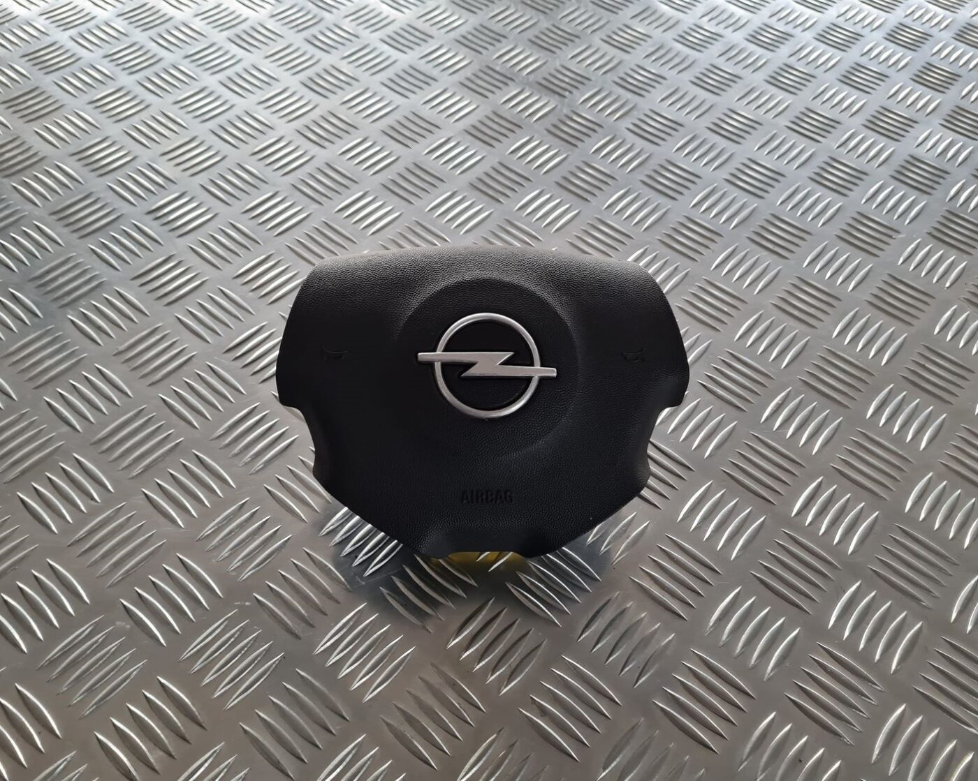 Stūres drošības spilvens priekš OPEL VECTRA C 2002 1 Stūres drošības spilvens priekš OPEL VECTRA C 2002