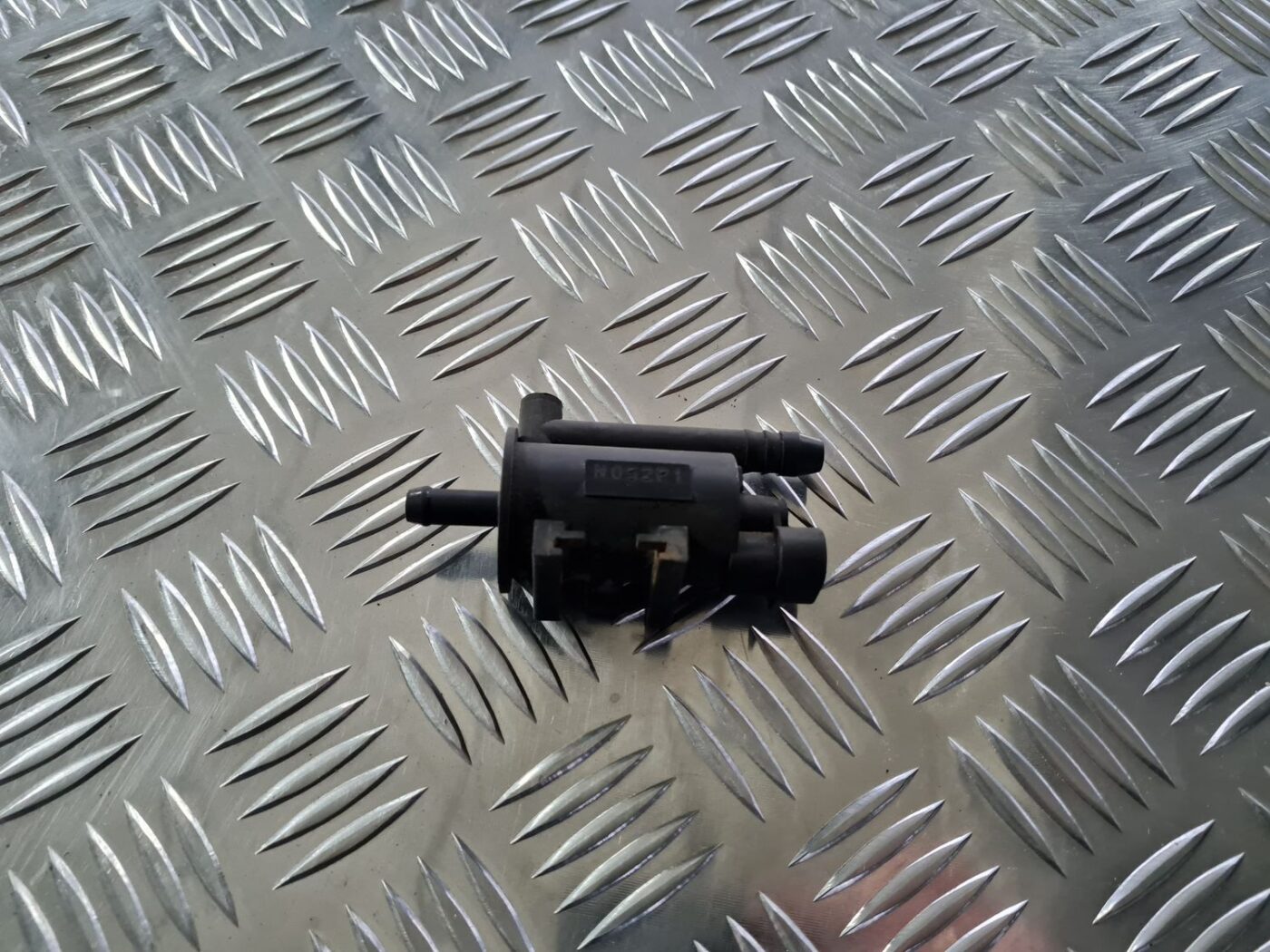 Degvielas tvertnes ventilācijas vārsts priekš OPEL VECTRA C 2002 3 Degvielas tvertnes ventilācijas vārsts priekš OPEL VECTRA C 2002