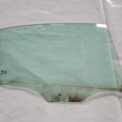 Aizmugurējo labo durvju stikls priekš OPEL VECTRA C 2002