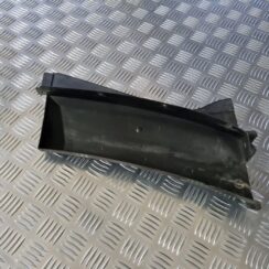 Vējstikla uzlika (deflektors) priekš VW GOLF IV 1999