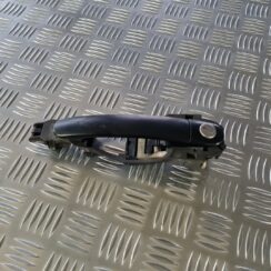 Priekšējāis kreisais durvju rokturis priekš VW GOLF IV 1999